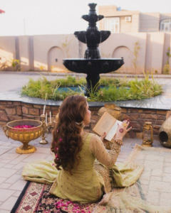 Indoor photography with an indoor fountain view